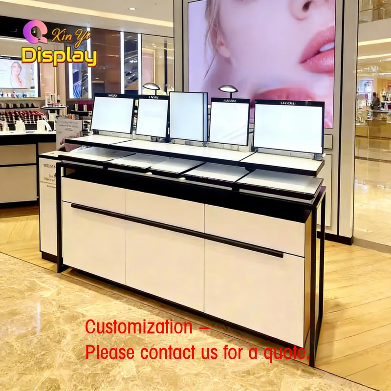 Meble ekspozycyjne do luksusow – Luxury Skincare Shop recenzja i cena